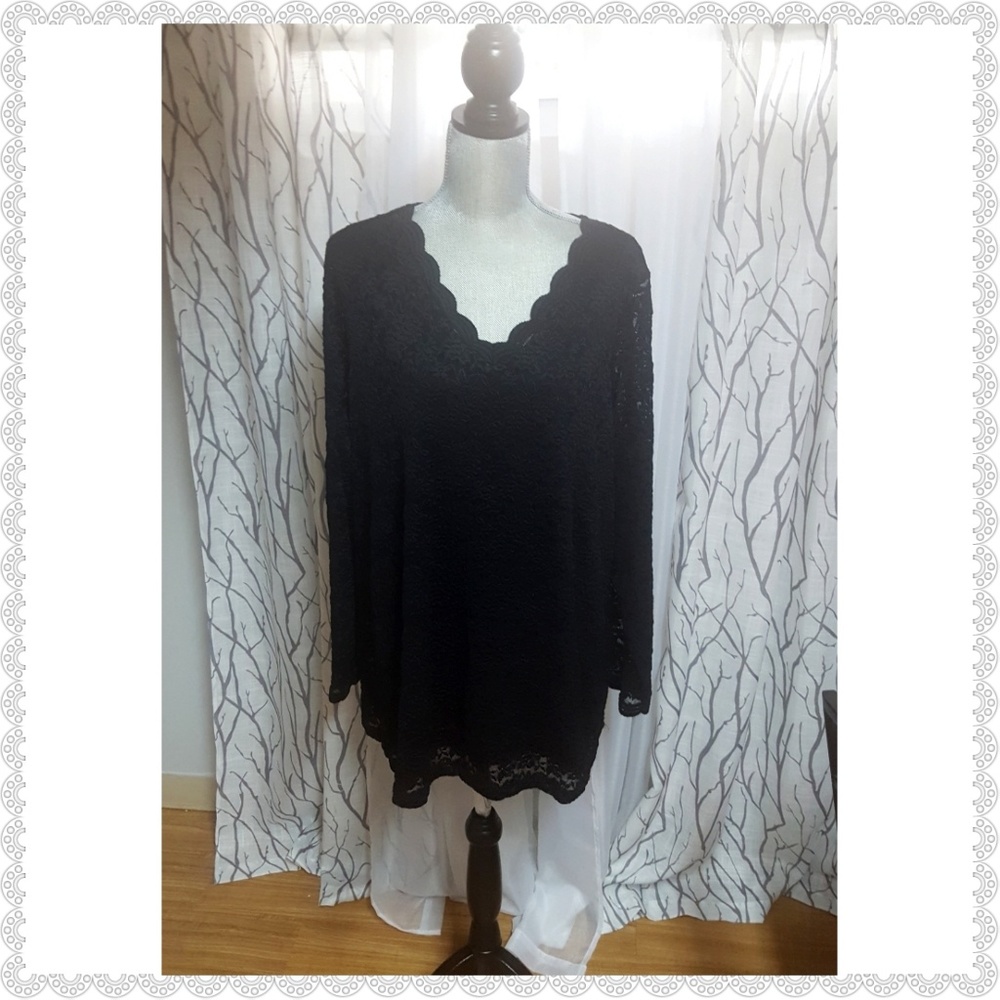 Black lace top